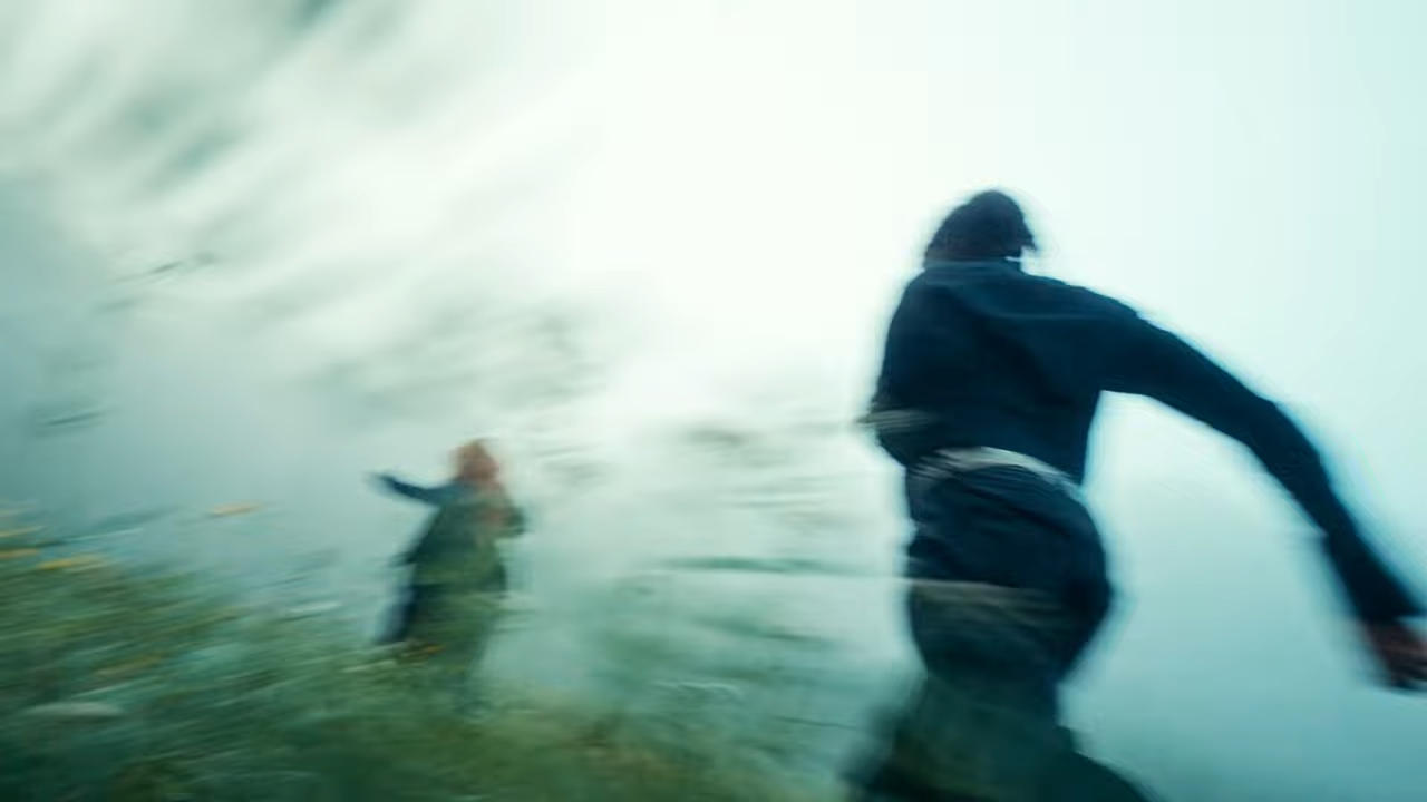 Screenshot du clip HEY ! de COC9, réalisé par Mattlepetitbonhomme et shootme.alberto